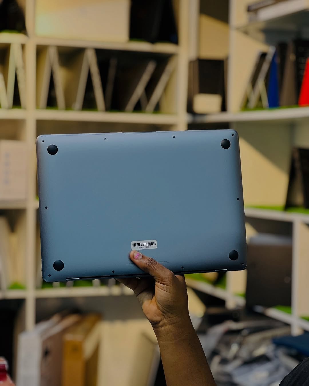Apple MacBook Air core i5 ( 2019 )
