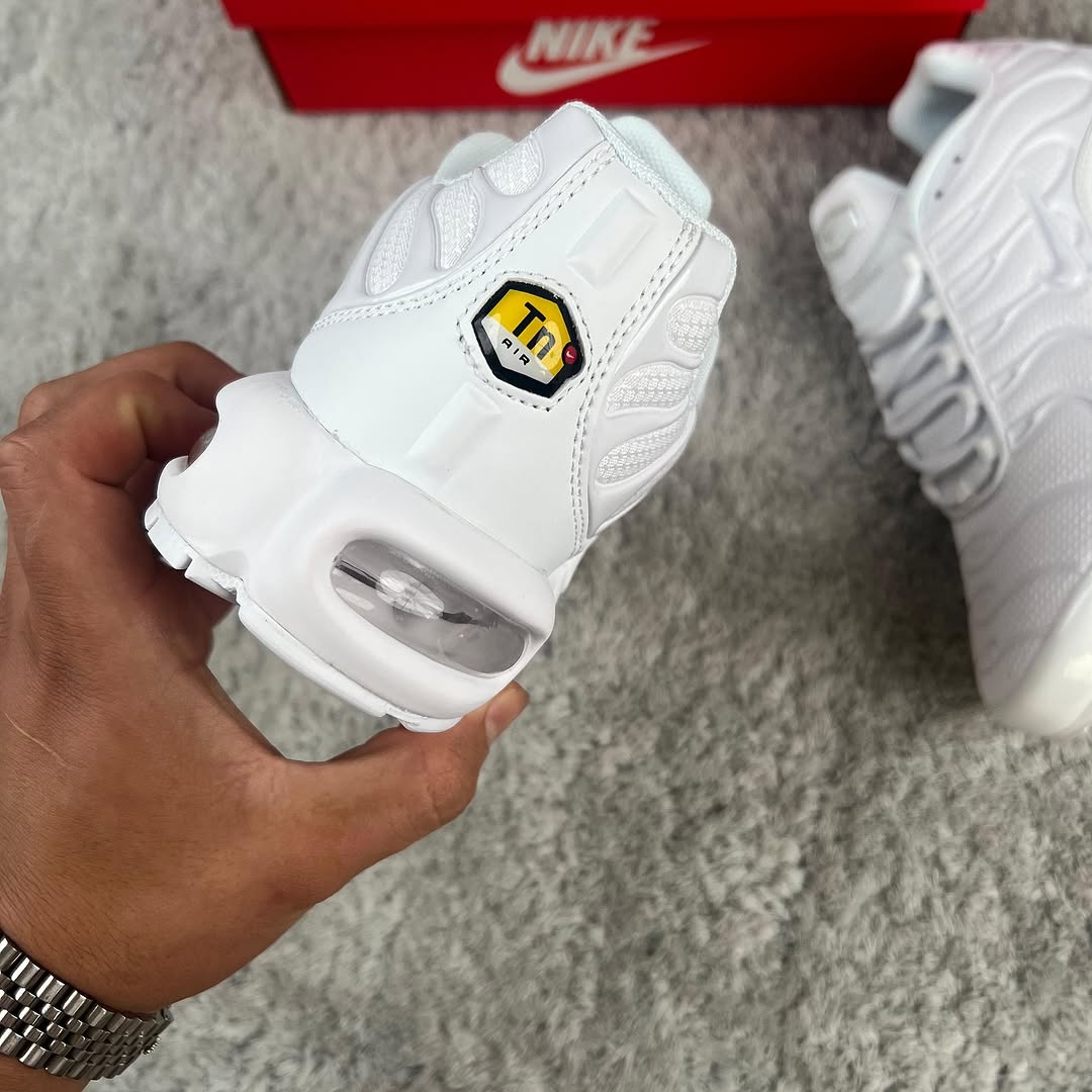 Nike AirMax Plus