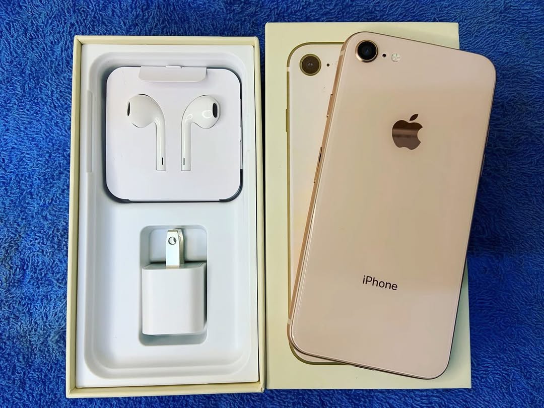 iPhone 8 - New
