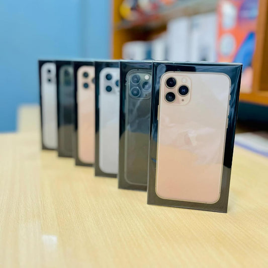 iPhone 11 Pro ( Brand New )