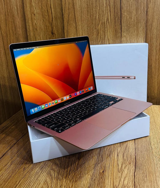 Apple MacBook Air M1 Chip ( 2020 )