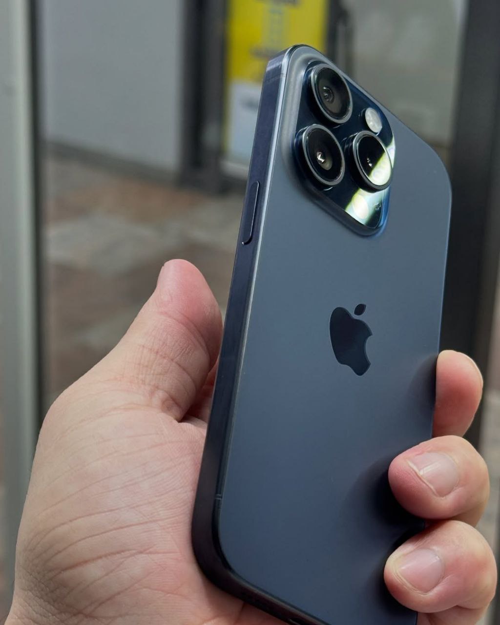 IPHONE 15 PRO (CPO)